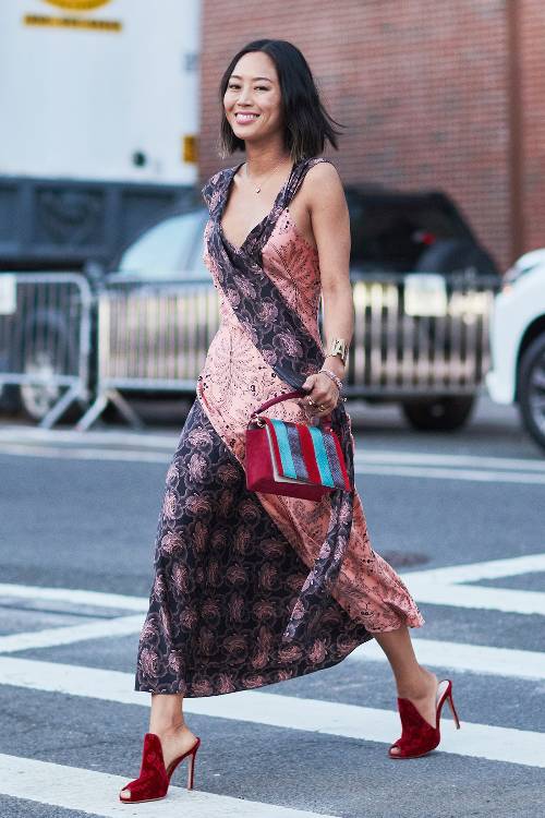 Need Outfit Inspiration? Here are 6 Effortlessly Chic Ways To Wear Mules
