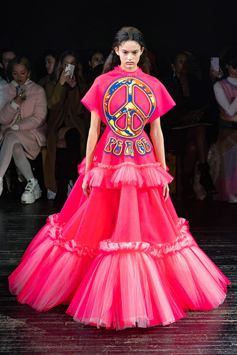 Libra | Victor and Rolf Couture 2019 | Spring 2019 | Couture Week 2019 | Viktor and Rolf According to Zodiac Sign | MEGA