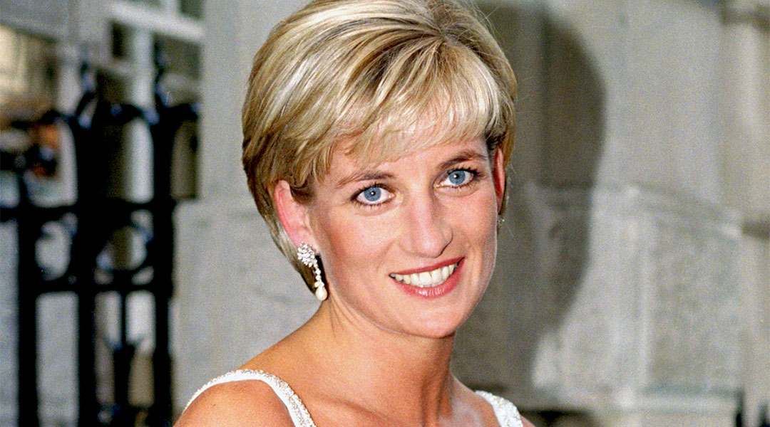 How To Get The Princess Diana Blowout From The Crown