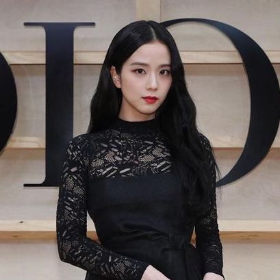 What Your Favorite South Korean Celebrities Wore To The Dior Fall RTW 2022 Show