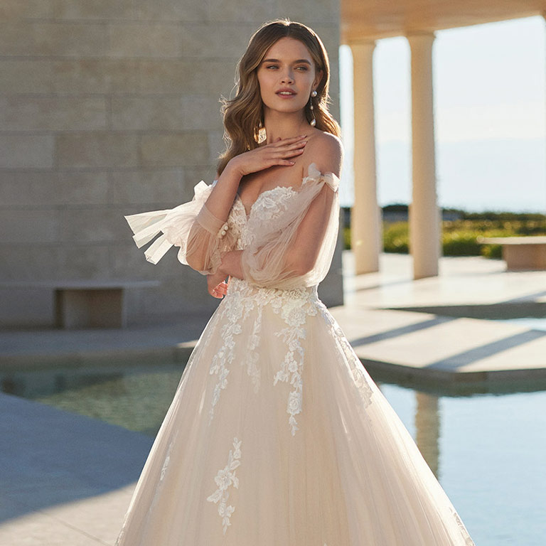 4 Trends We Spotted In This Bridal Collection