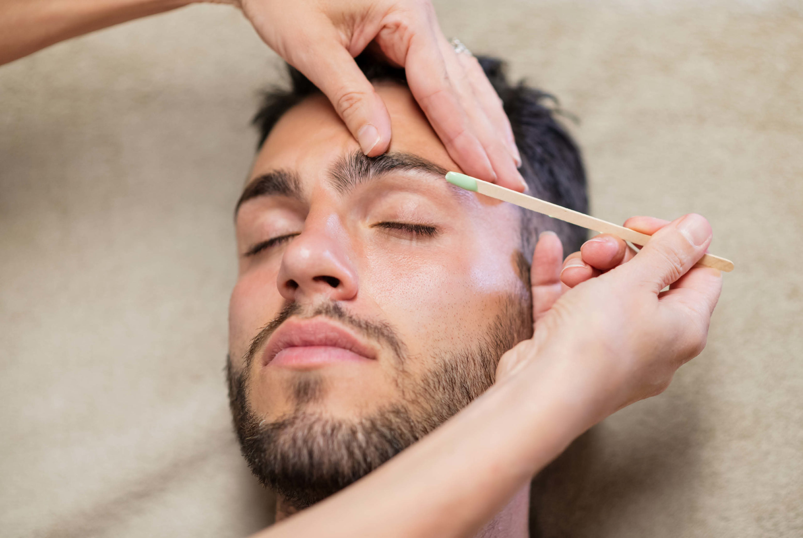 How to Eyebrow Grooming Guide For Men